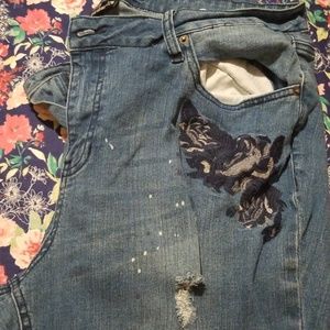 Rampage Floral Paint Splatter Distressed Jeans